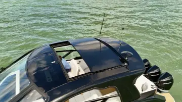 Thumbnail von Sea Ray 370 Sundancer Outboard