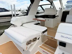 Thumbnail von Sea Ray 370 Sundancer Outboard