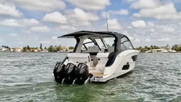 Thumbnail von Sea Ray 370 Sundancer Outboard