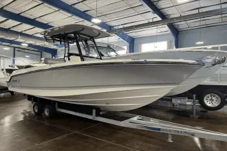Thumbnail von Boston Whaler 230 Outrage