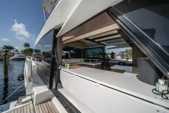 Thumbnail von Galeon 640 FLY