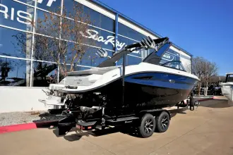 Thumbnail von Sea Ray SDX 250 Surf