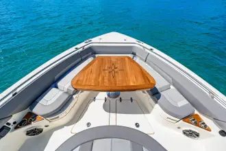 Thumbnail von Boston Whaler 420 Outrage