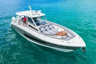 Thumbnail von Boston Whaler 420 Outrage