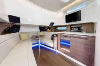 Thumbnail von Boston Whaler 420 Outrage
