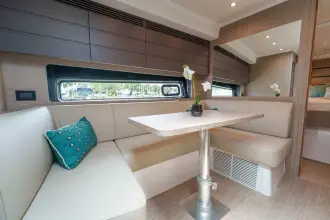 Thumbnail von Азимут Атлантис 45