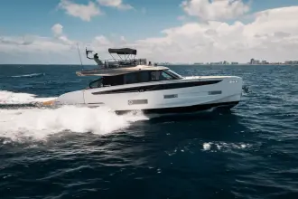 Thumbnail von Azimut Seadeck 6