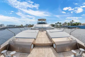 Thumbnail von Azimut S8