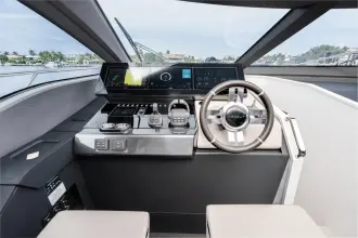 Thumbnail von Azimut S8
