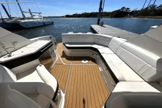 Thumbnail von Sea Ray 320 Sundancer