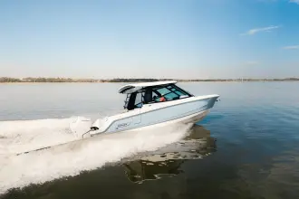 Thumbnail von Boston Whaler 330 Vantage
