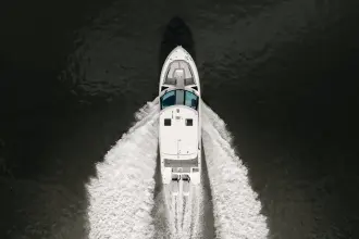 Thumbnail von Boston Whaler 330 Vantage