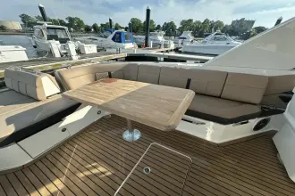 Thumbnail von Sea Ray SLX 400