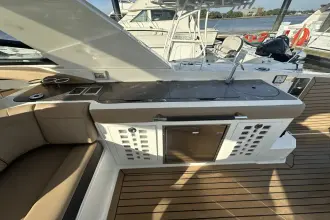 Thumbnail von Sea Ray SLX 400