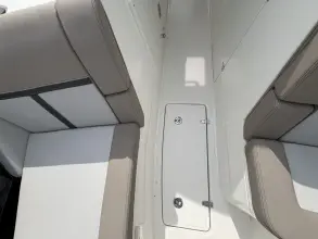 Thumbnail von Boston Whaler 330 Vantage