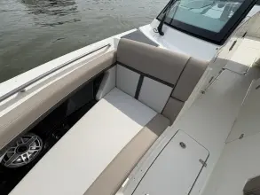 Thumbnail von Boston Whaler 330 Vantage