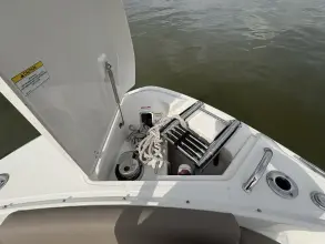 Thumbnail von Boston Whaler 330 Vantage
