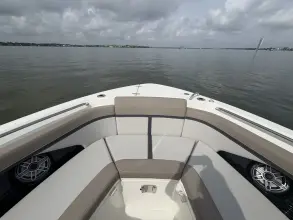 Thumbnail von Boston Whaler 330 Vantage