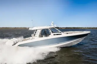 Thumbnail von Boston Whaler 350 Realm