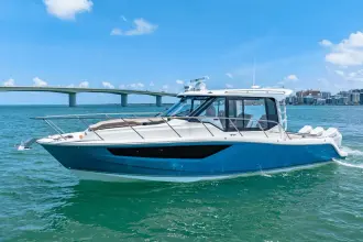 Thumbnail von Boston Whaler 360 Outrage