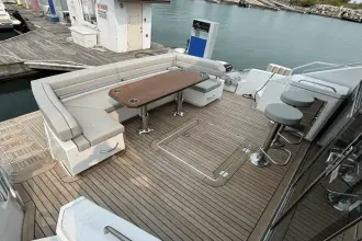 Thumbnail von Cruisers Yachts 60 Cantius