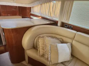 Thumbnail von Sea Ray 390 Motor Yacht