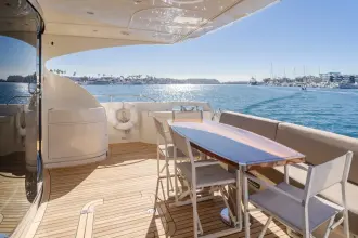 Thumbnail von Marquis 720 Flybridge