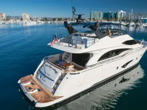 Thumbnail von Marquis 720 Flybridge