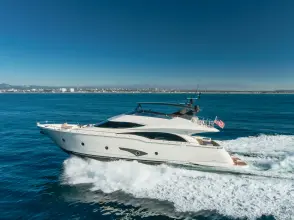 Thumbnail von Marquis 720 Flybridge