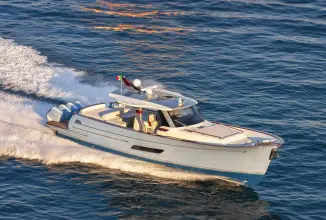 Fratelli Aprea Lancia 52 Outboard 