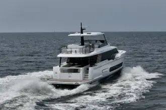 Thumbnail von Azimut 60