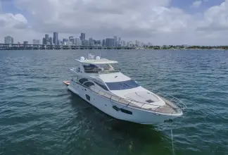 Azimut 75 Thinks It's His Too