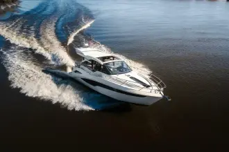 Thumbnail von Galeon 425 HTS