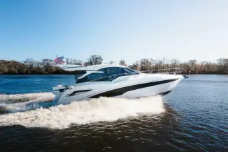 Thumbnail von Galeon 425 HTS