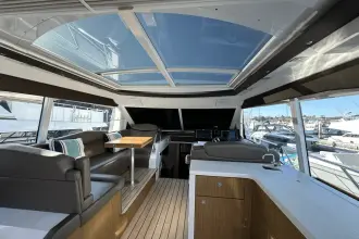 Thumbnail von Cruisers Yachts 48 Cantius