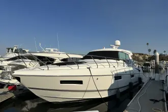 Thumbnail von Cruisers Yachts 48 Cantius