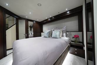 Thumbnail von Sunseeker 95 Yacht
