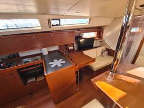 Thumbnail von Bénéteau Oceanis 41