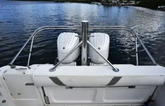 Thumbnail von Boston Whaler 320 Outrage