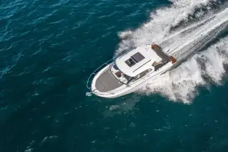 Thumbnail von Beneteau Antares 8 9663644