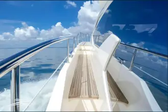 Thumbnail von Azimut 70 9451007