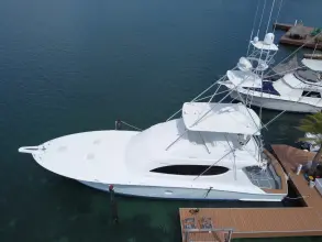 Thumbnail von Hatteras 64 Convertible