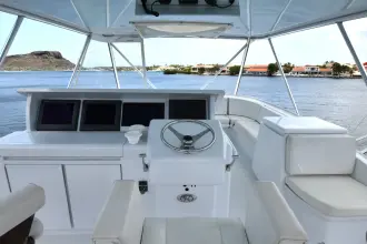 Thumbnail von Hatteras 64 Convertible