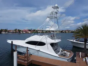 Thumbnail von Hatteras 64 Convertible