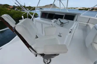 Thumbnail von Hatteras 64 Convertible