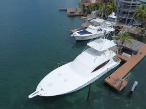 Thumbnail von Hatteras 64 Convertible