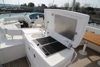 Thumbnail von Fairline Squadron 74 YINWA