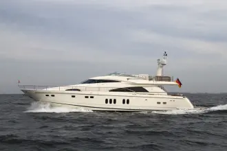 Thumbnail von Fairline Squadron 74 YINWA