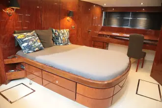 Thumbnail von Fairline Squadron 74 YINWA