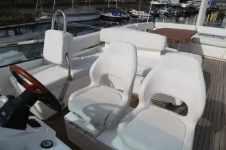 Thumbnail von Fairline Squadron 74 YINWA